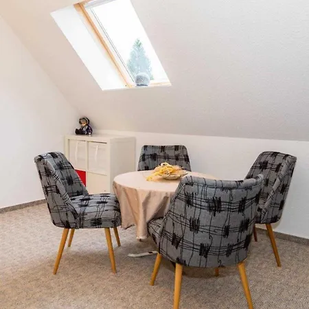 Alexander * Trassenheide