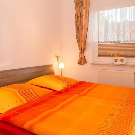 Alexander * Trassenheide